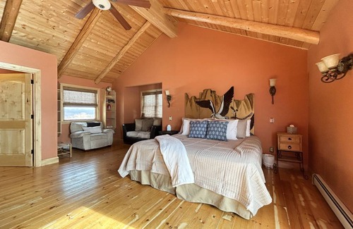 Mesa Cabin | Cabin ∙ 2 bedrooms ∙ 6 guests
