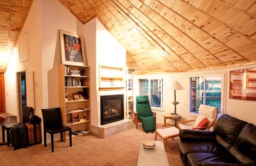 Lazear Other | Camping ∙ 1 bedroom ∙ 4 guests