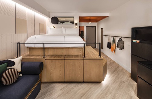Cole Hotel | Catbird Hotel