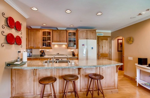 Beaver Creek Apartment | Centennial 2 Bedroom Condo Unit 21