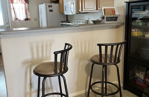 Cedaredge House | Central Cedaredge Cottage