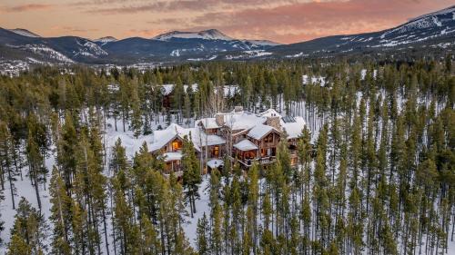 Peak 8 House | Chalet du Soleil