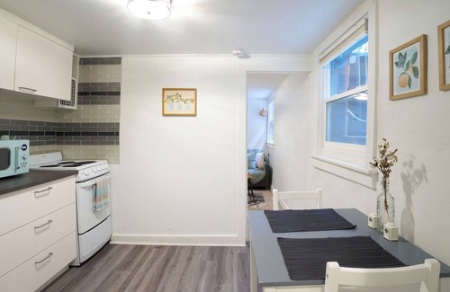 Cheesman Park Apartment | Charming 1-bedroom garden level apartment in Denver historic neighborhood