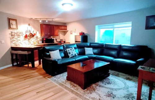 Gleneagle Apartment | Charming 2-bedroom guest unit near AFA and fabulous Colorado Springs