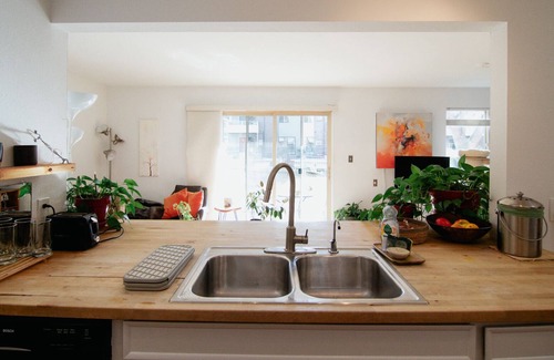 Whittier Condo | Charming Danish 'Hygge'-Home in the heart of Boulder