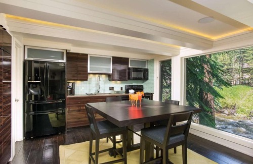 Aspen House | Chateau Eau Claire #9