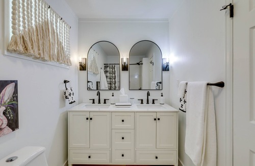 Redstone Cottage | Chic Redstone Historic District Vacation Rental!