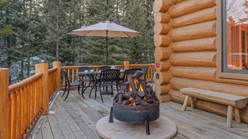 Peak 8 House | Clifton Lodge
