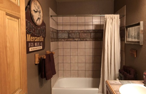 Shadow Mountain Cabin | Colorado Mountain Lodge with New Hot Tub