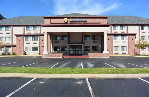 Heather Gardens Hotel | Comfort Inn Denver Southeast