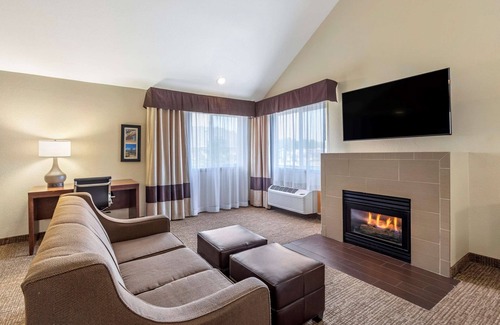 Greeley Hotel | Comfort Inn & Suites Greeley