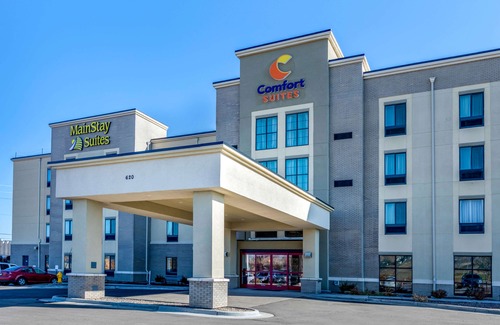 Sun Valley Hotel | Comfort Suites Near Denver Downtown