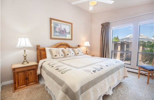 Dillon Condo | Condo ∙ 1 bedroom ∙ 2 guests