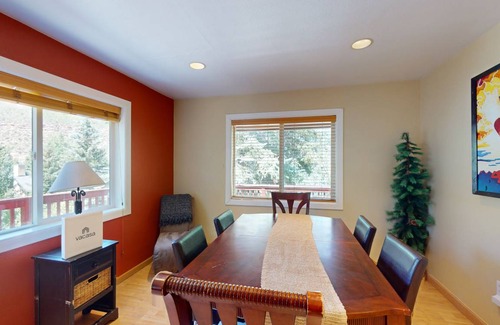 Intermountain Condo | Condo ∙ 2 bedrooms ∙ 7 guests