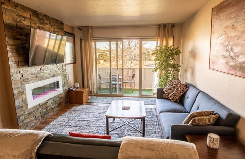 Gunbarrel Condo | Condo ∙ 3 bedrooms ∙ 6 guests