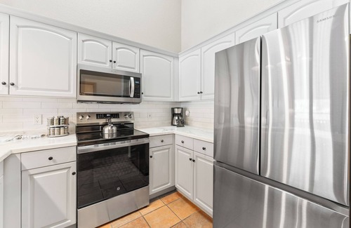 Mountain House Condo | Condo w/Spacious Balcony w/Mountain Views, Close to Lifts, Shops & Dining!