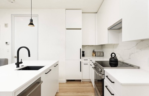 West End Apartment | Convenient One Bedroom in Aspen