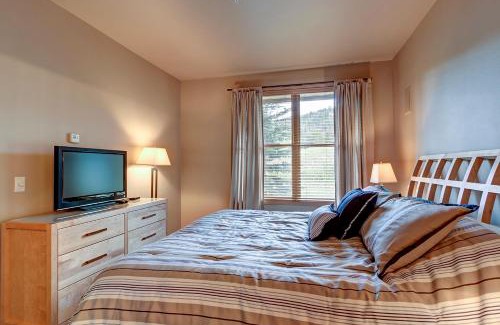 Warrior's Mark Apartment | Corral 102S by Great Western Lodging