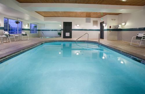 Greeley Hotel | Country Inn & Suites by Radisson, Greeley, CO