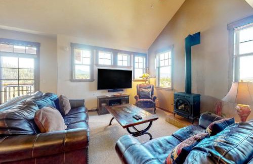 Fraser House | Cozens Pointe Circle