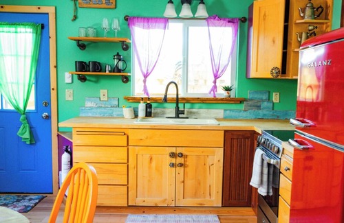 Durango Cottage | Cozy Bungalow & Luxury Hot Tub!
