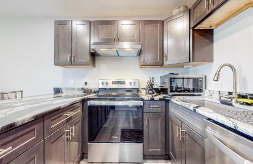 Dillon Apartment | Cozy Colorado Condo