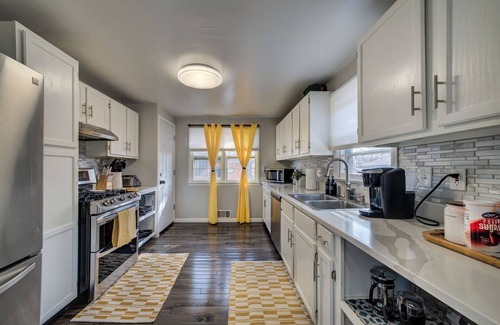 Central Colorado Springs House | Cozy Downtown Retreat: Hot Tub, Theater, Shuffleboard, Mini Golf, Games, Dogs OK