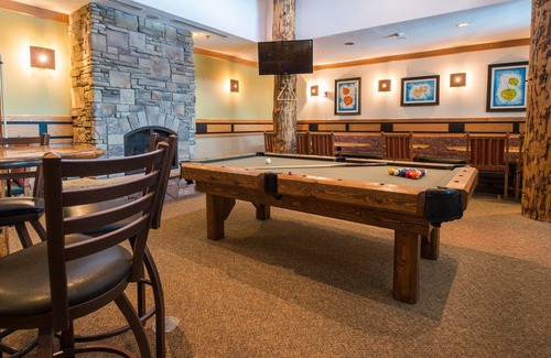 Crested Butte Condo | Cozy + Elegant Mountain Condo with Sauna Access!