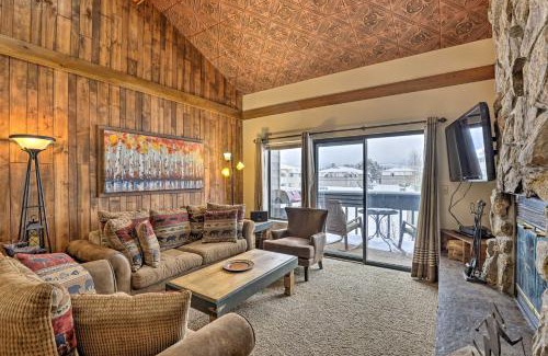 Fraser Apartment | Cozy Fraser Condo with Balcony Walk to Ski Shuttle!