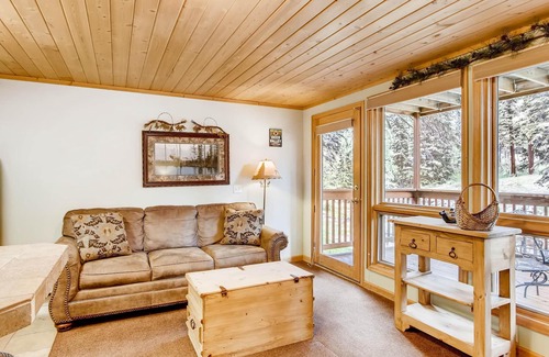 Fall River Estates Condo | Creekside Suites 13