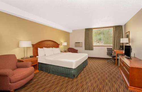 Silverthorne Hotel | Days Inn by Wyndham Silverthorne