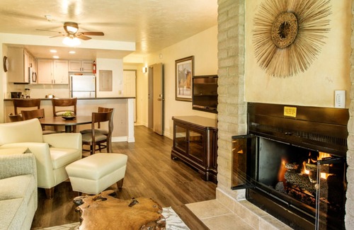 Vail Condo | December 18th - 25th, 2021~ Christmas Week in Vail