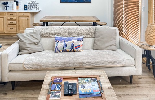 Fraser House | Dog-Friendly, Mountain View Townhome w/Private Hot Tub, Fireplace & Laundry