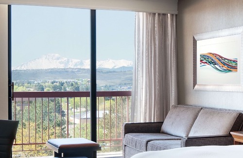 Greenwood Village Hotel | DoubleTree by Hilton Denver Tech