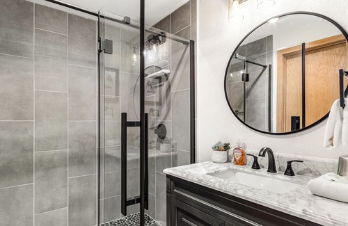 Winter Park Condo | Downtown condo on Main Street with gas fireplace & balcony, near skiing