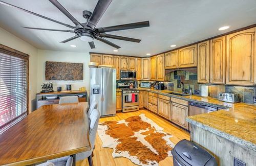 Steamboat Springs House | Duplex in Quiet Family Neighborhood 1 Mi to Skiing