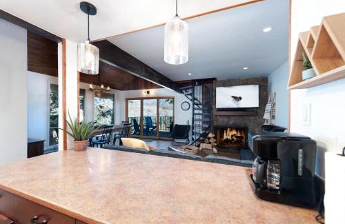 Purgatory House | East Rim Unit A22