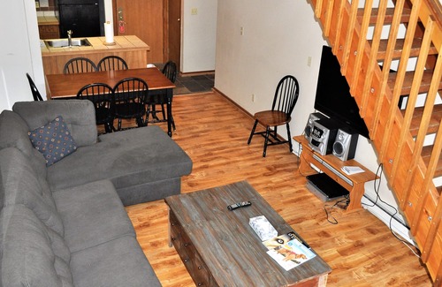 East Village at Copper Condo | East Village Walk To Super Bee Lift Restaurants and Shops Hot Tub Access