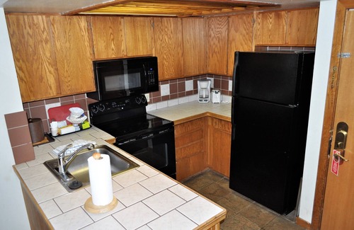 East Village at Copper Condo | East Village Walk To Super Bee Lift Restaurants and Shops Hot Tub Access