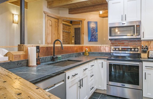 Steamboat Springs Condo | Easy Access to Thunderhead Chairlift! Quiet Building! Surrounded by Rocky Mountain Nature!