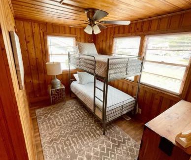 Almont House | Edgewater Escape