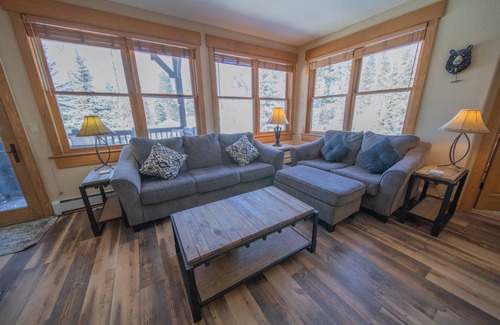 Keystone House | Elk Run Villas 9574