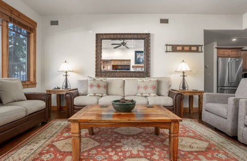 Steamboat Springs Condo | Emerald Lodge 5107 - Private Hot Tub, Outdoor Fireplace, Pools, A/C, Year Round Free Bus