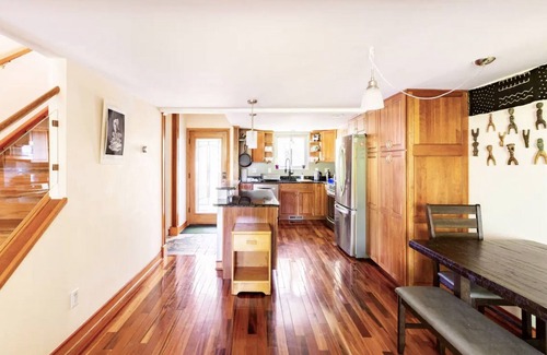 Glenwood Grove - North Iris House | Entire Spacious Central Boulder Condo. 2 bedroom/2bath, 3 floors