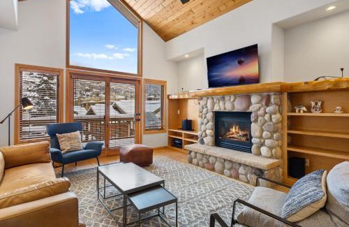 Steamboat Springs House | Evergreens 12
