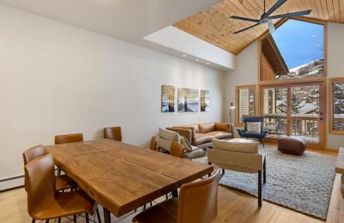 Steamboat Springs House | Evergreens 12