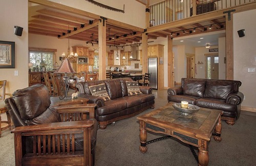 Winter Park House | Exceptional 5 bedroom home private HT, sleeps 12, close to town