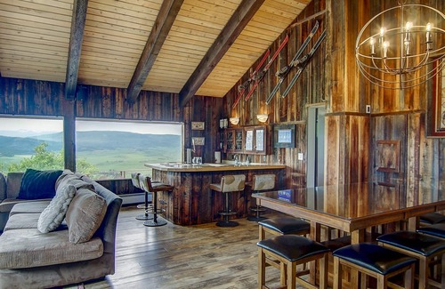 Steamboat Springs House | Exclusive Bella Vista Lodge - Private Grotto Hot Tub, Game Room, Slopeside Ski Storage