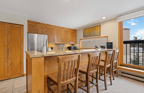 Vail House | Exclusive Residence with Modern Amenities