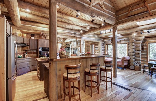 Breckenridge House | Experience luxury at Bear Lodge, a spacious 6-bedroom in Breckenridge with stunning mountain views!